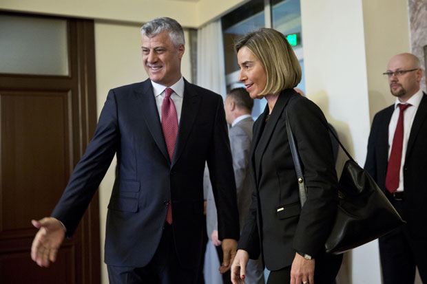 ДЕЛЕГАЦИЈА ПРИШТИНЕ СЕ СПРЕМА ЗА БРИСЕЛ: Ћуте о таксама, наставак дијалога није ни на видику